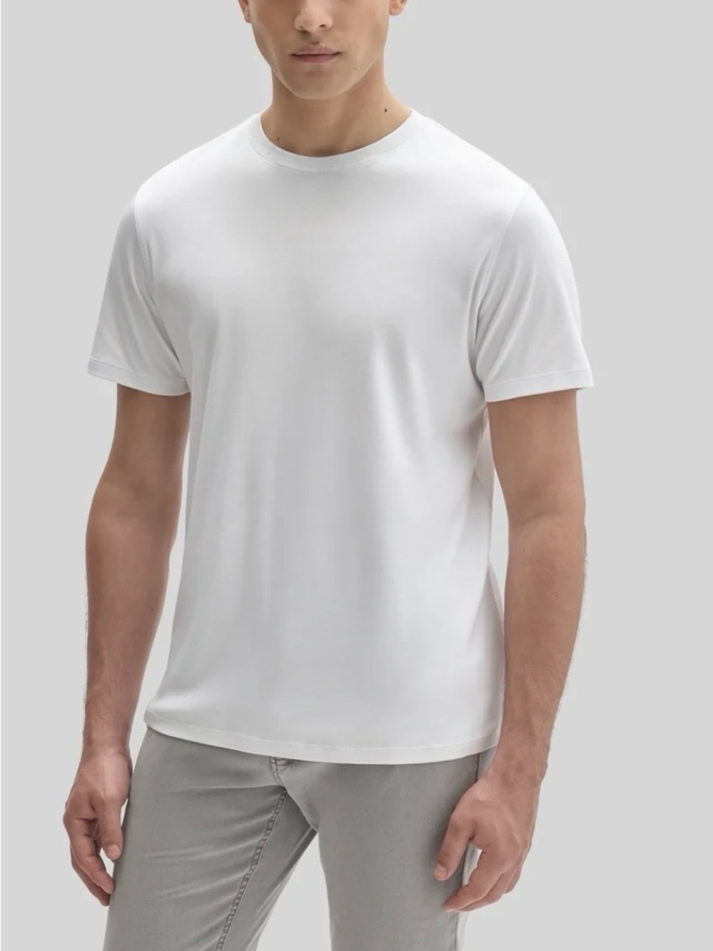 Robert Bartlett men’s white short sleeve tee shirt